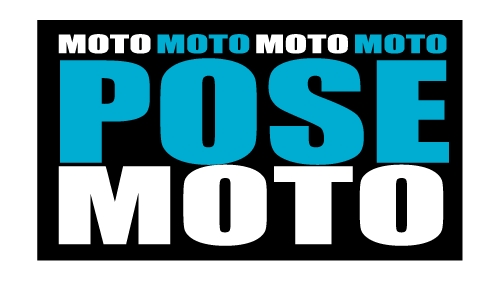 Moto Decoration pose